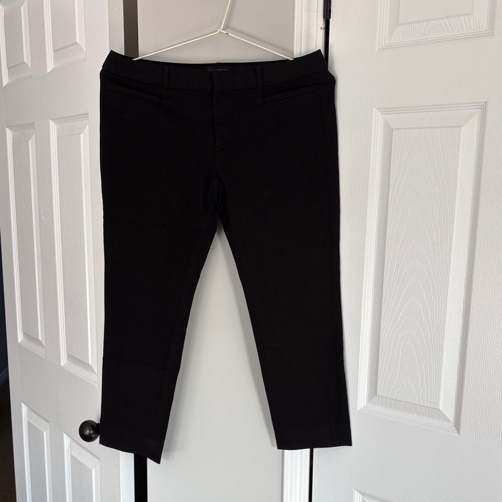 Banana Republic  Black cropped Sloan Pants